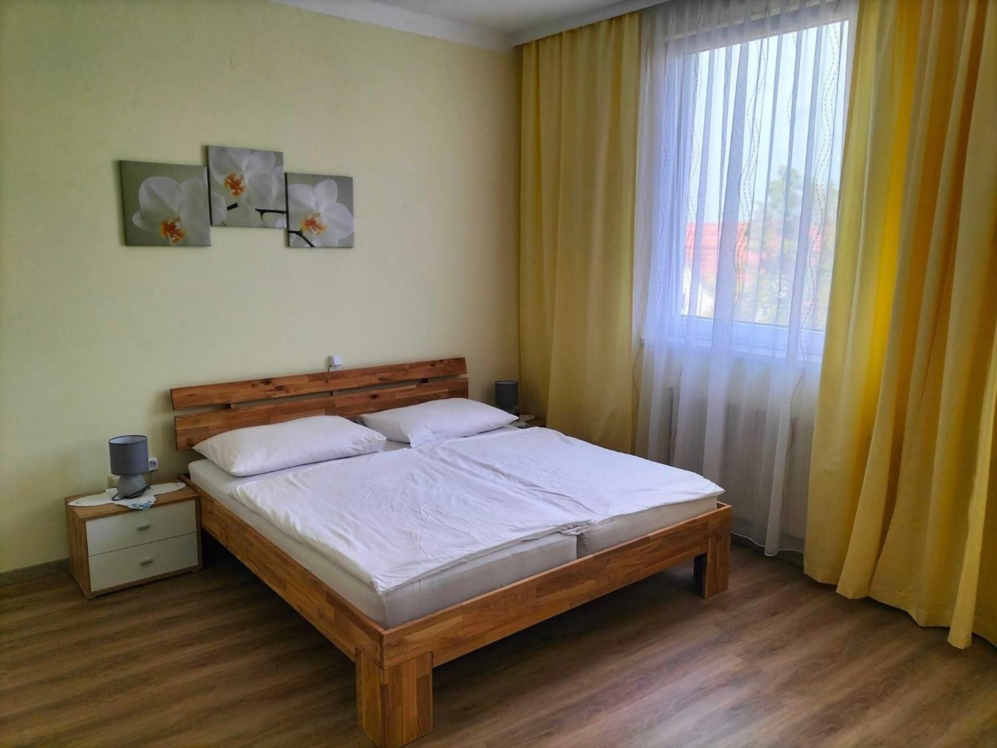 Pension Eder Bruck an der Leitha Εξωτερικό φωτογραφία